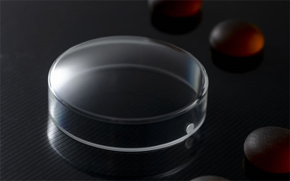 Application of Sapphire Glass in Optical Instruments